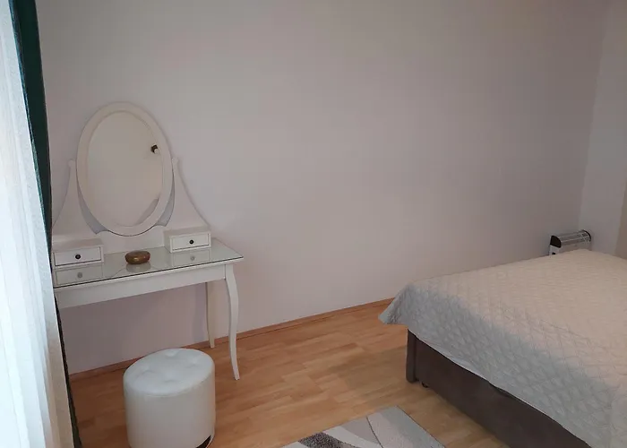 3-rooms For Up To 4 Persons Near To Prater Apartment